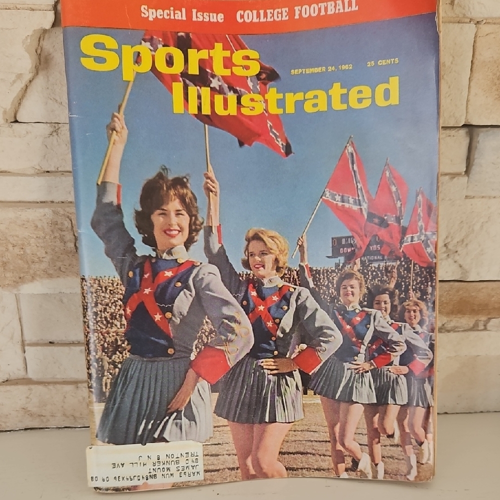 Sports Illustrated 1962 College Football Edition. Featuring Ole Miss Rebels.